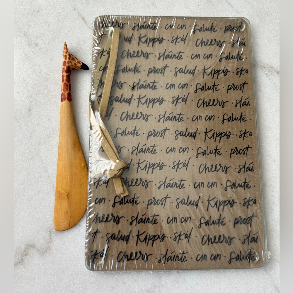 Giraffe-Themed Cheese Board and Knife Set